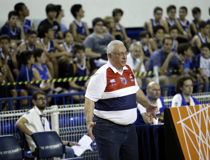 Franca Basquete precisa esquecer última vitória e focar apenas no jogo contra Caxias, segundo Lula Ferreira (Foto: LNB)